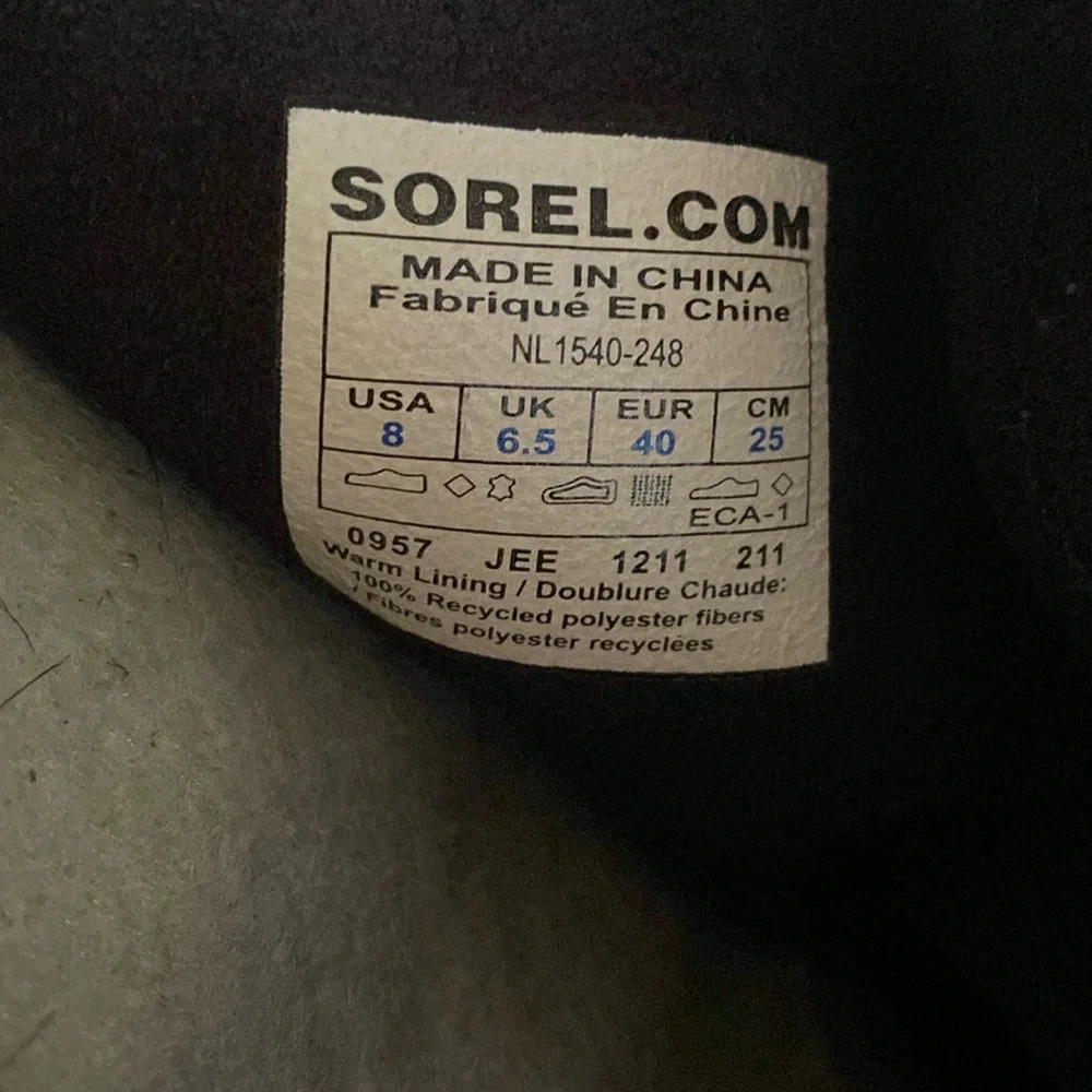 Sorel Joan of Arctic Snow Boots Black Faux Fur Size 8 Brown Fur Cuff - Picture 6 of 15